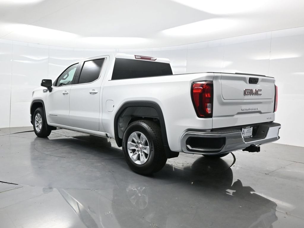 2024 GMC Sierra 1500 SLE photo 5