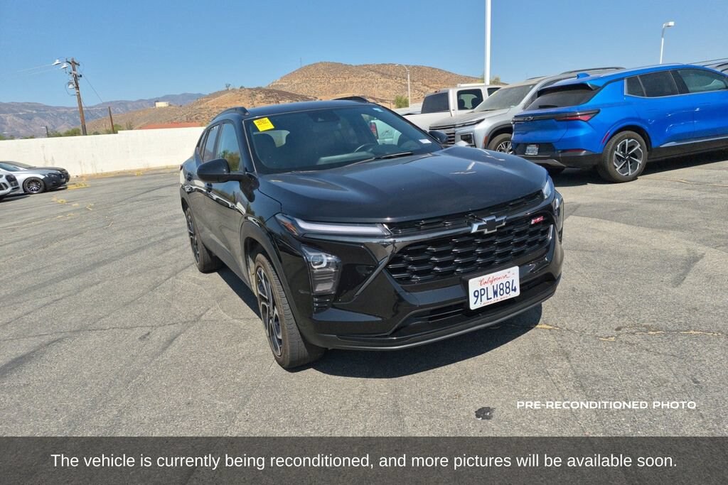 Used 2024 Chevrolet Trax 2RS SUV