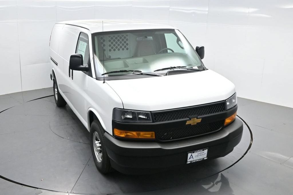 2026 Chevrolet Express Cargo Work Van - Photo 53