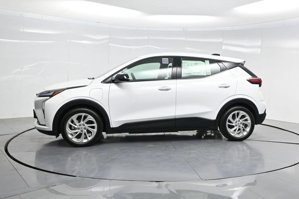 2027 Chevrolet Bolt LT - Photo 50