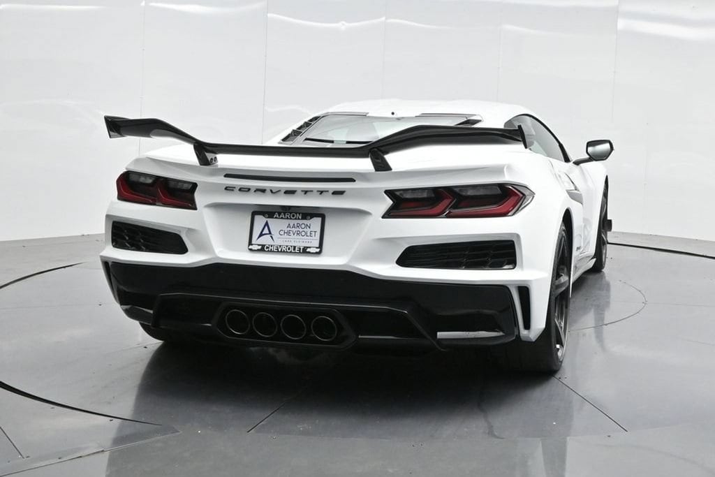 2025 Chevrolet Corvette 3LZ - Photo 30