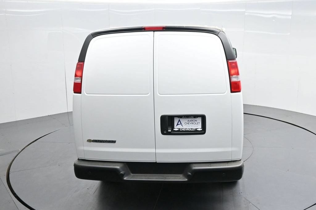 2026 Chevrolet Express Cargo Work Van - Photo 58