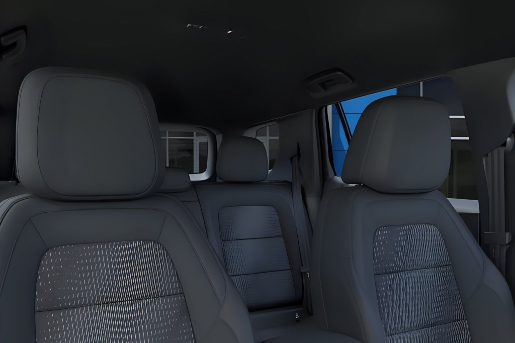 2027 Chevrolet Equinox LT - Photo 27