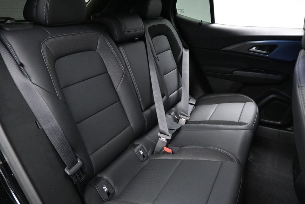 2026 Chevrolet Equinox EV 2LT - Photo 11