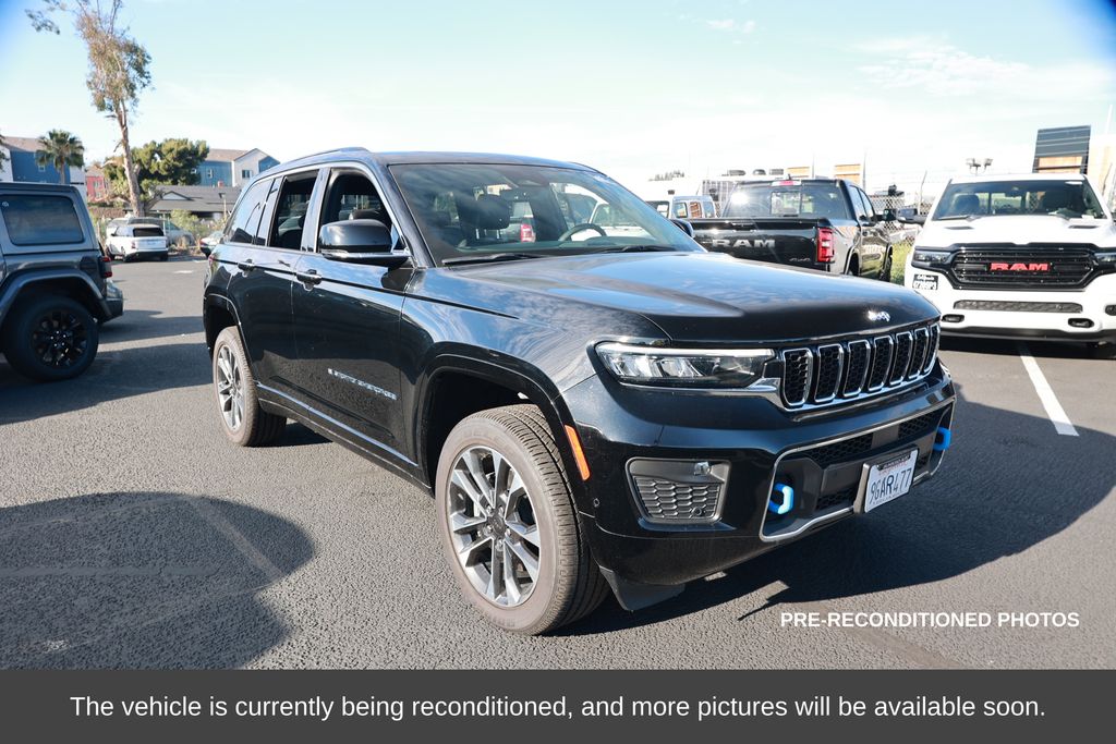 2022 Jeep Grand Cherokee 4xe Overland photo 3