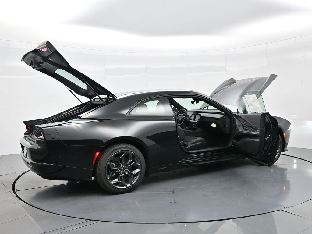2025 Dodge Charger R/T photo 4