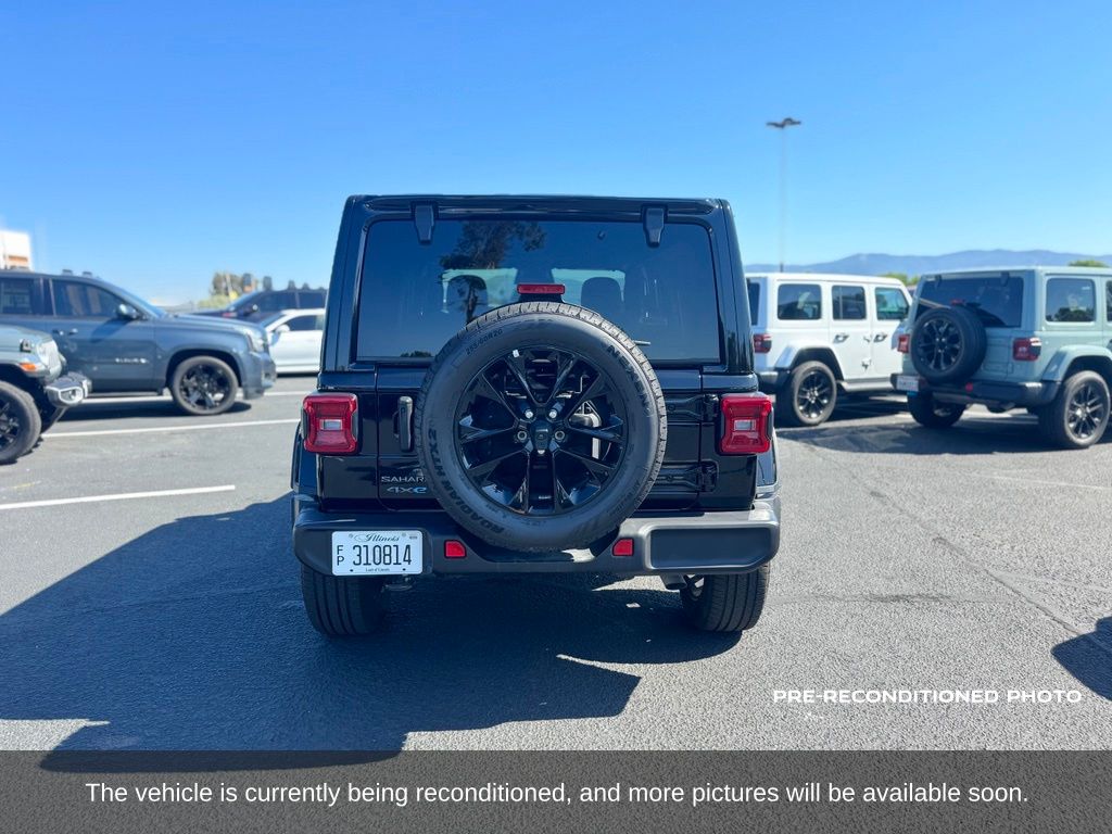 2025 Jeep Wrangler 4xe Sahara photo 4