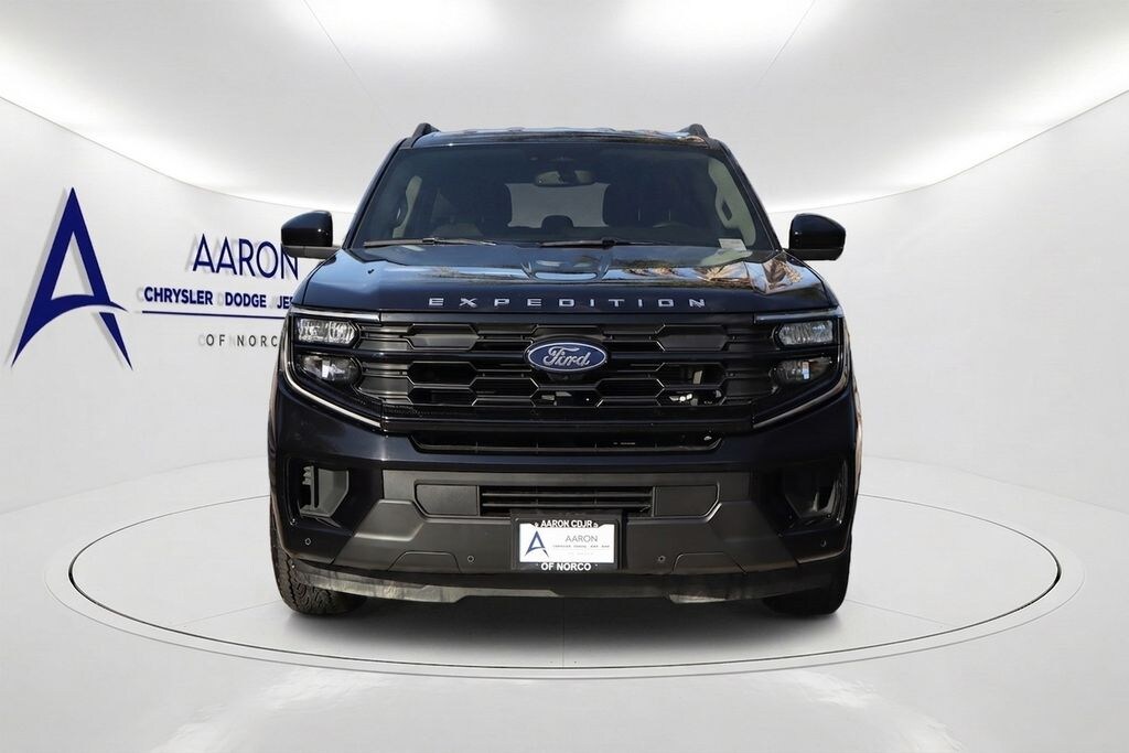 Used 2025 Ford Expedition Active SUV
