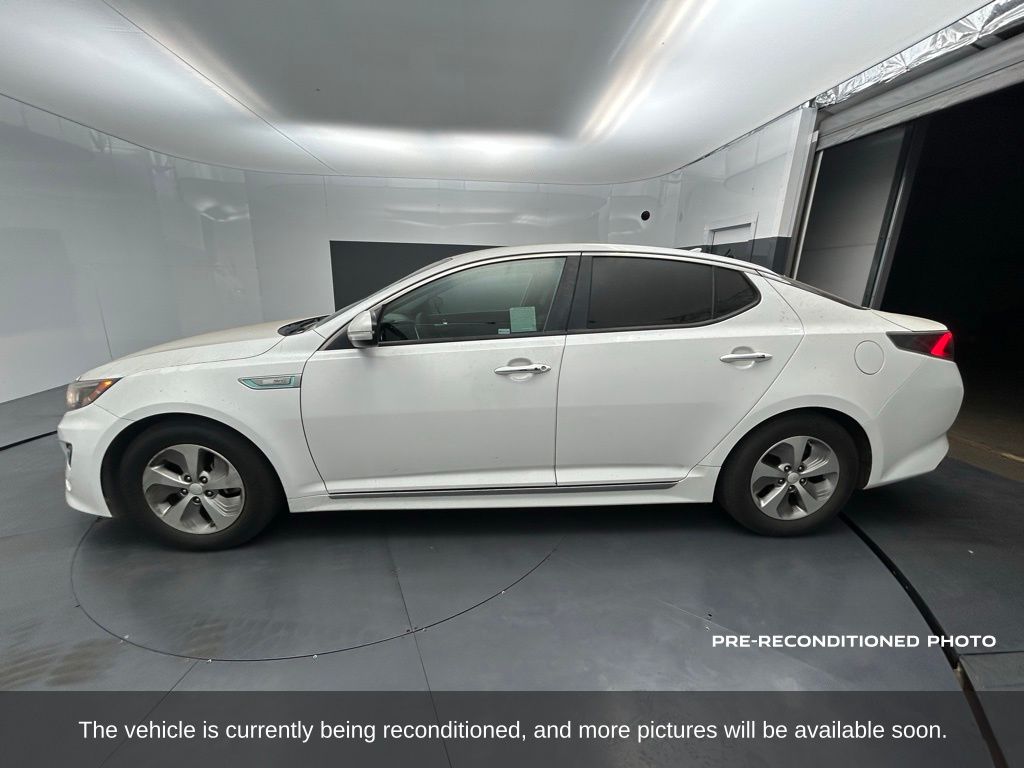 2016 Kia Optima Hybrid EX photo 2