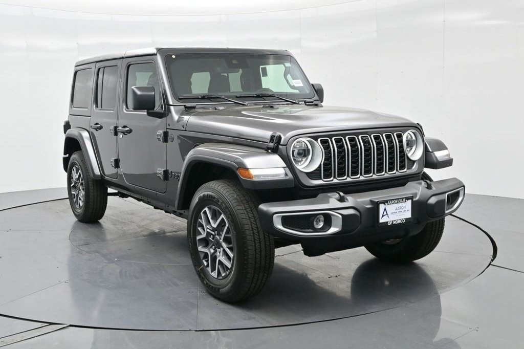 2025 Jeep Wrangler 4-Door Sahara - Photo 2