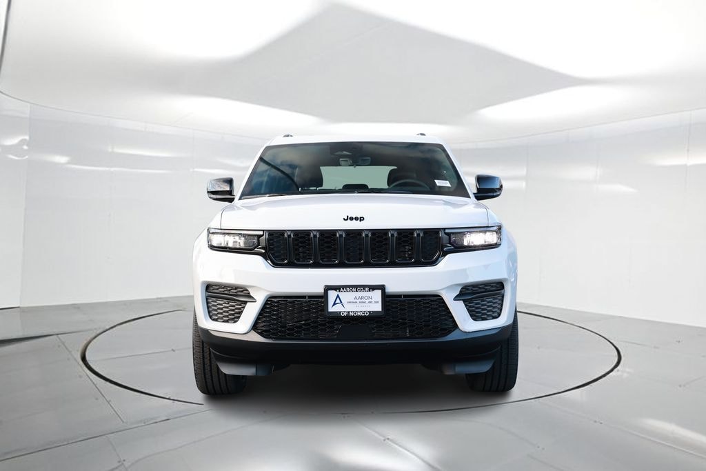 New 2025 Jeep Grand Cherokee Altitude X Sport Utility