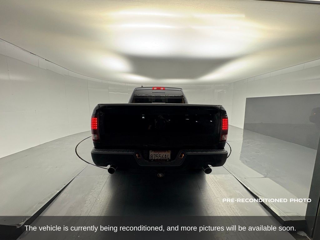 2021 Ram 1500 Classic SLT photo 3