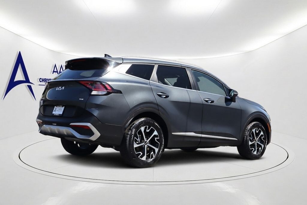 Used 2023 Kia Sportage Hybrid EX SUV