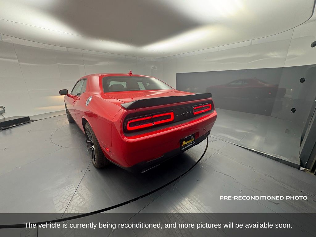 2015 Dodge Challenger R/T Scat Pack photo 3