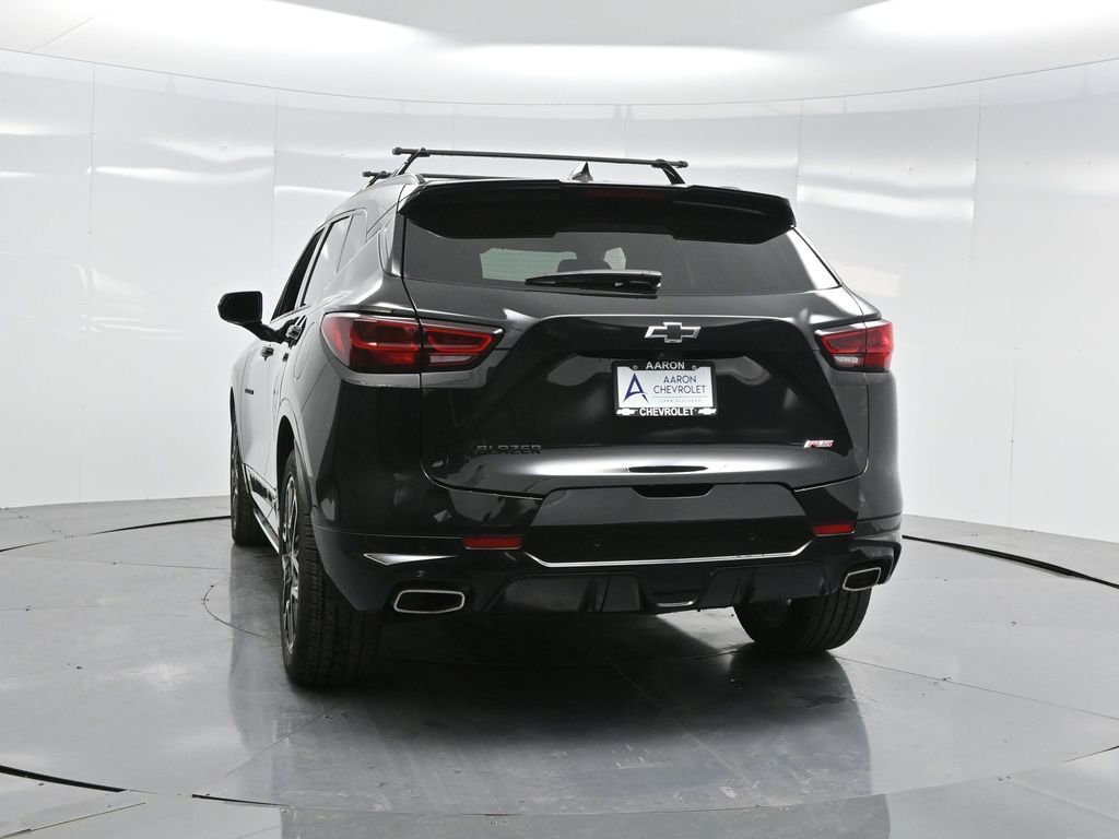 2024 Chevrolet Blazer RS photo 3