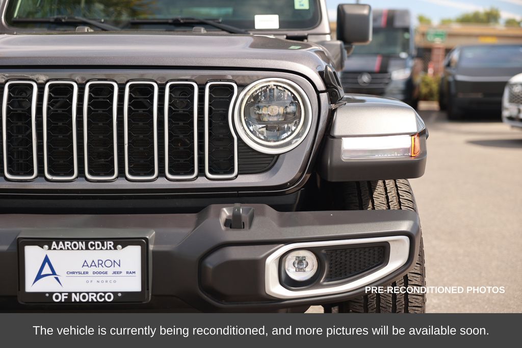 2025 Jeep Wrangler 4xe Sahara photo 4