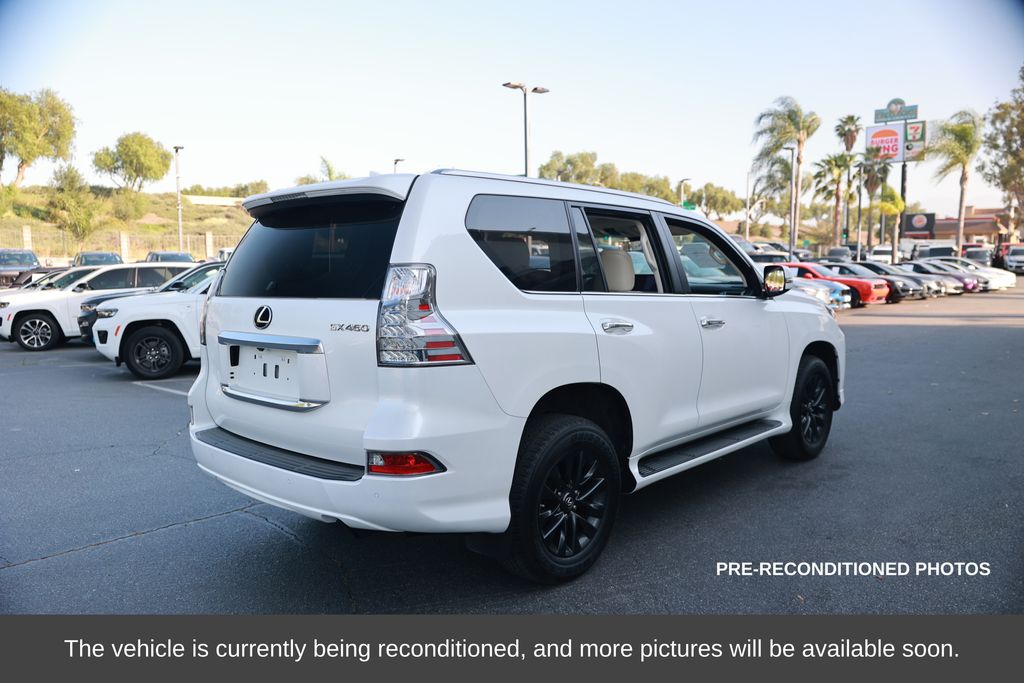 2023 LEXUS GX 460 photo 4