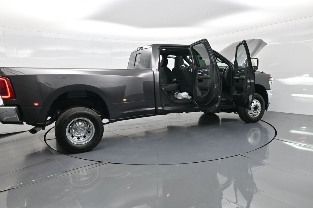 2026 Ram 3500 Big Horn photo 4
