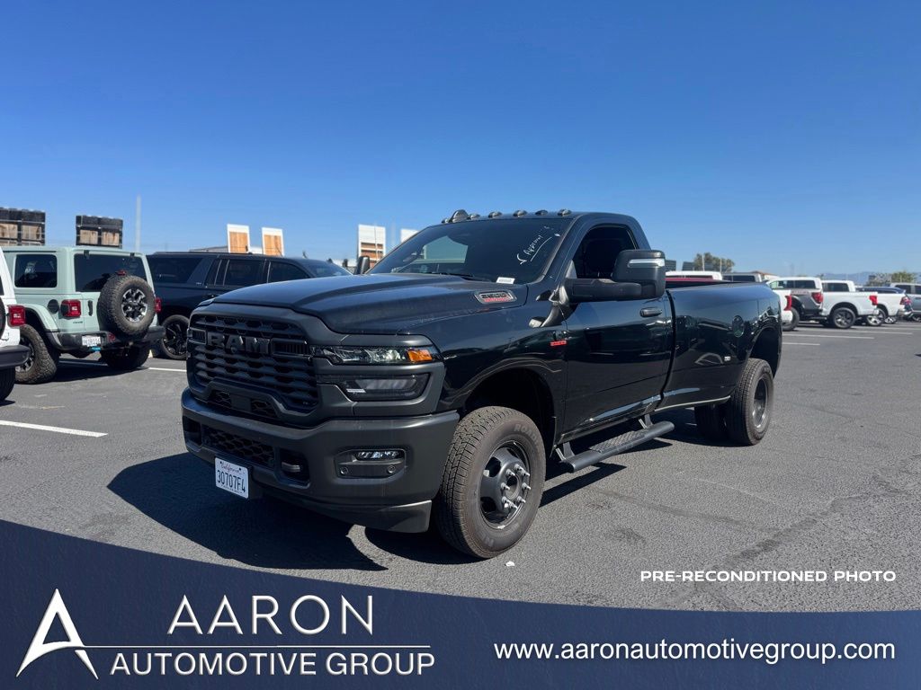 2025 RAM 3500 Tradesman 4X4 Regular cab's photo