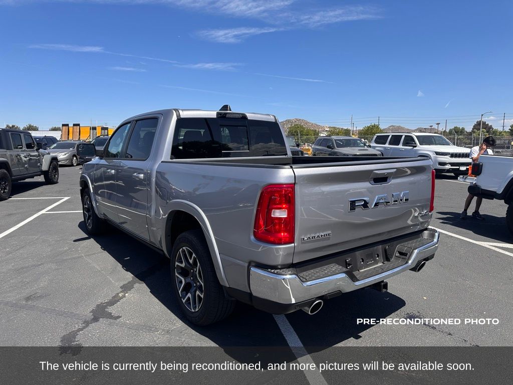 2025 Ram 1500 Laramie photo 3