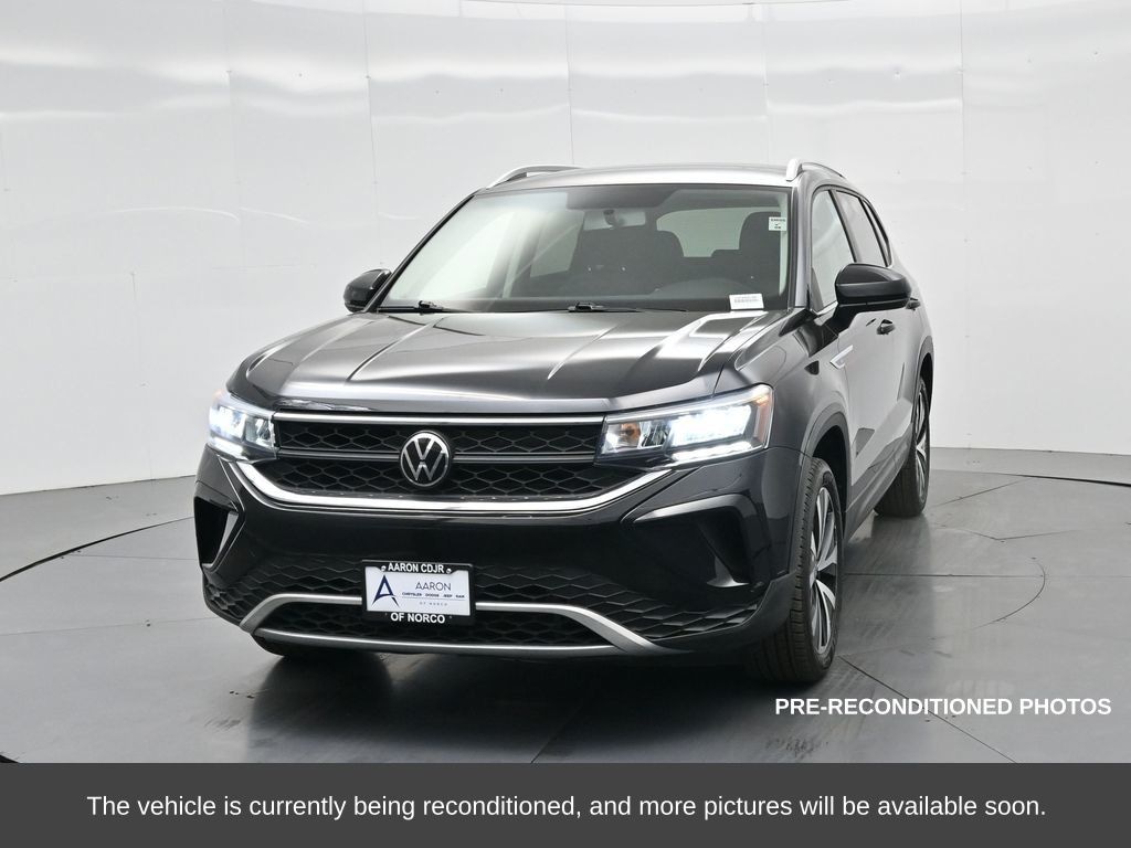 Used 2022 Volkswagen Taos 1.5T SE SUV