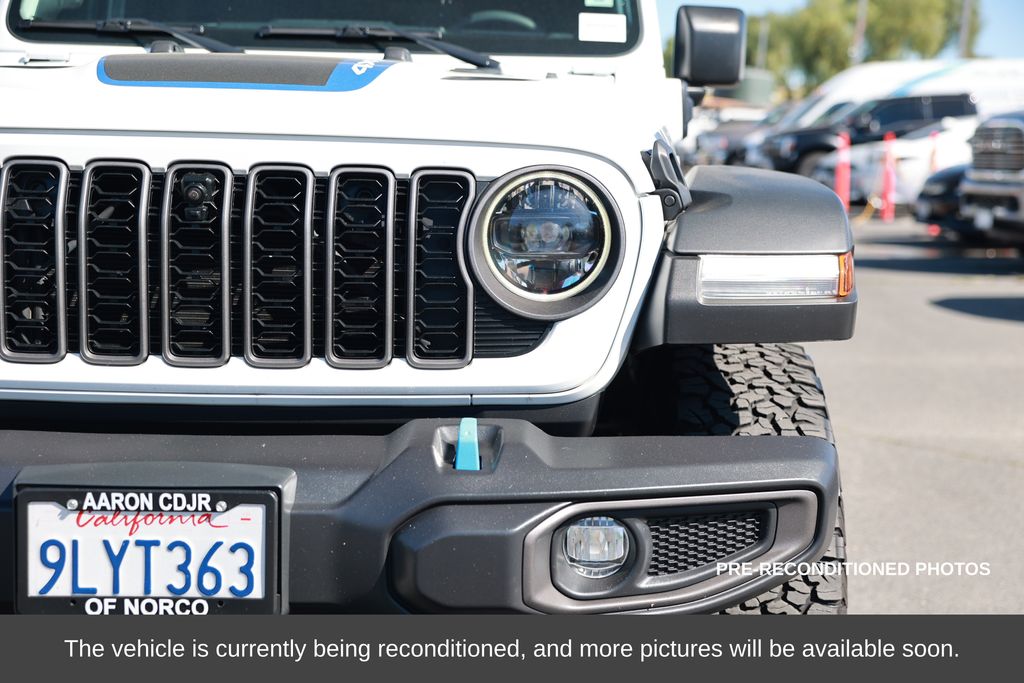 2024 Jeep Wrangler 4xe Rubicon photo 4
