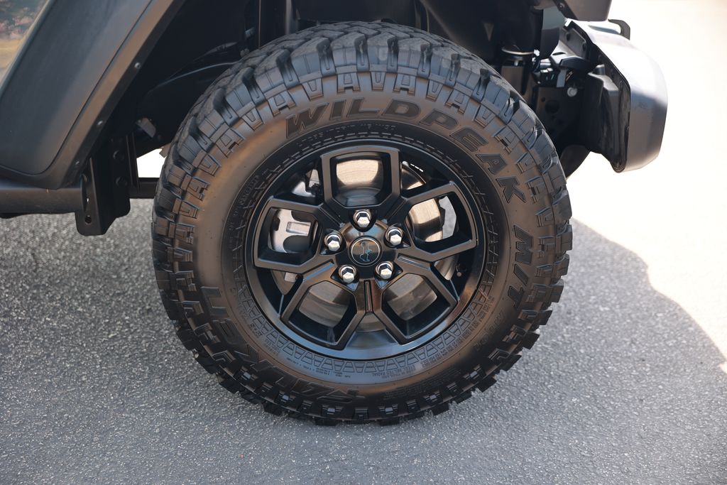 2025 Jeep Wrangler 4xe Sport photo 3