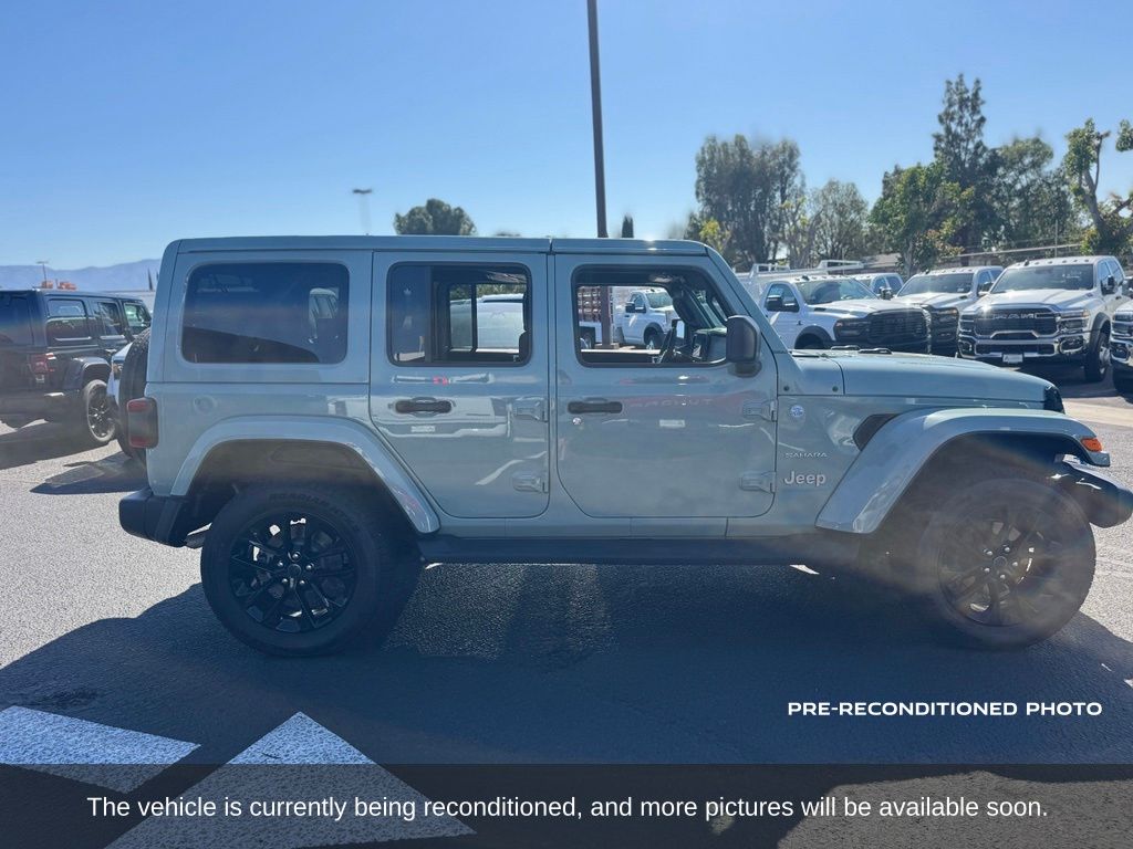 2024 Jeep Wrangler 4xe Sahara photo 6