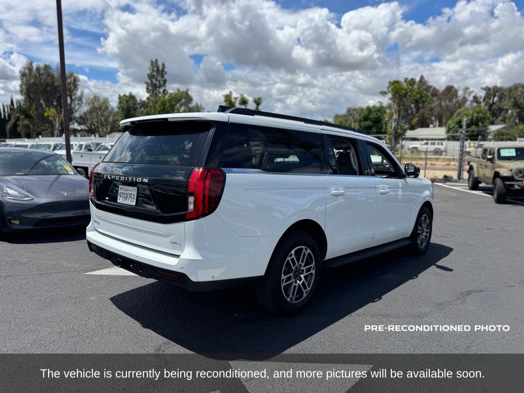 2025 Ford Expedition Max Active photo 6