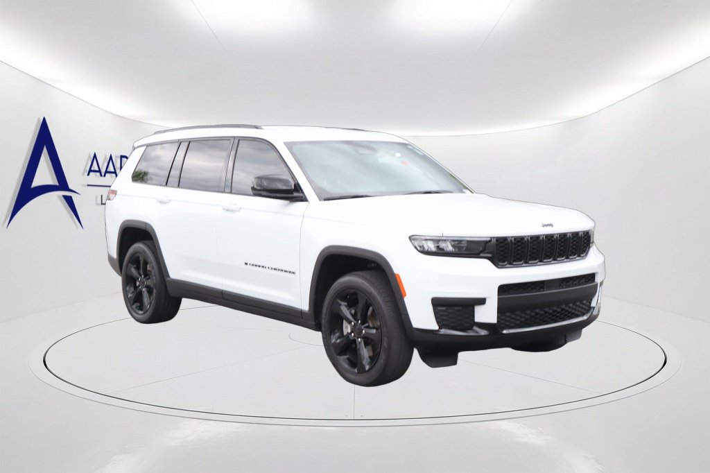 Used 2024 Jeep Grand Cherokee L Laredo SUV