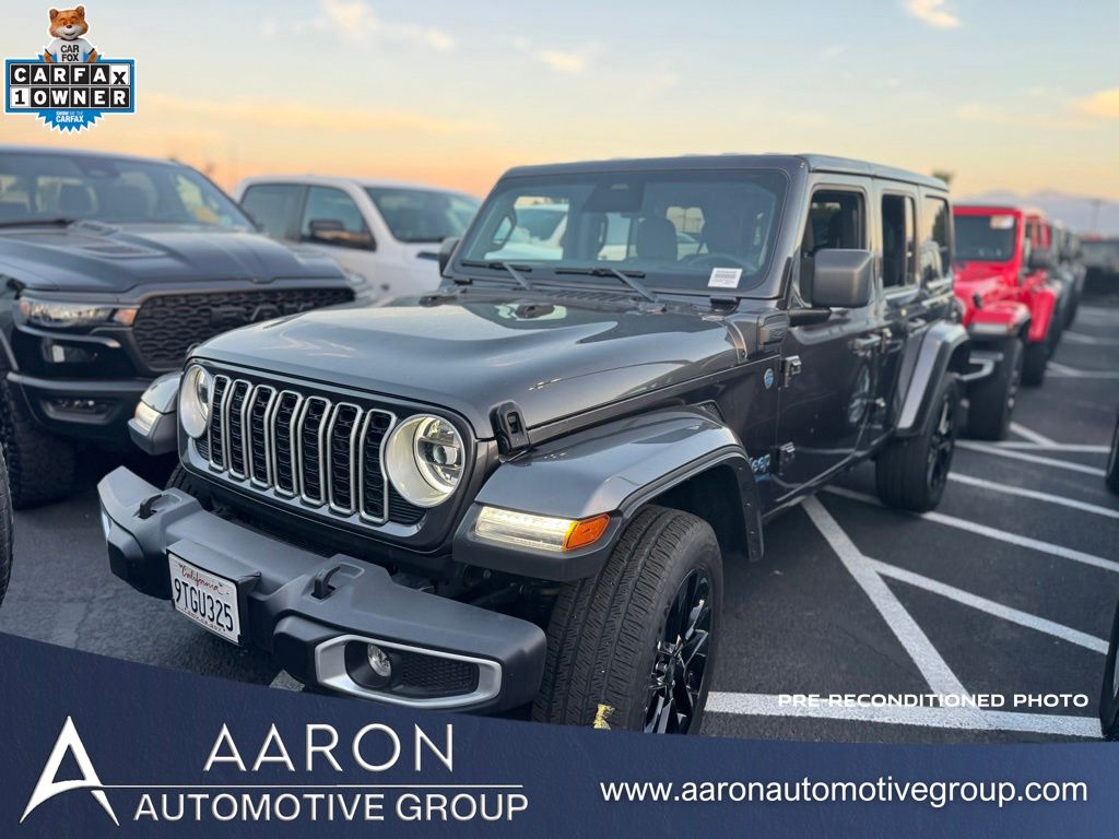 2025 Jeep Wrangler 4xe's photo