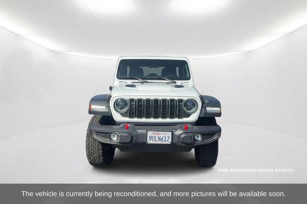 Used 2025 Jeep Wrangler Rubicon SUV