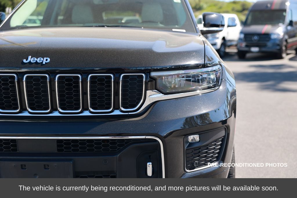 2022 Jeep Grand Cherokee 4xe Overland photo 4