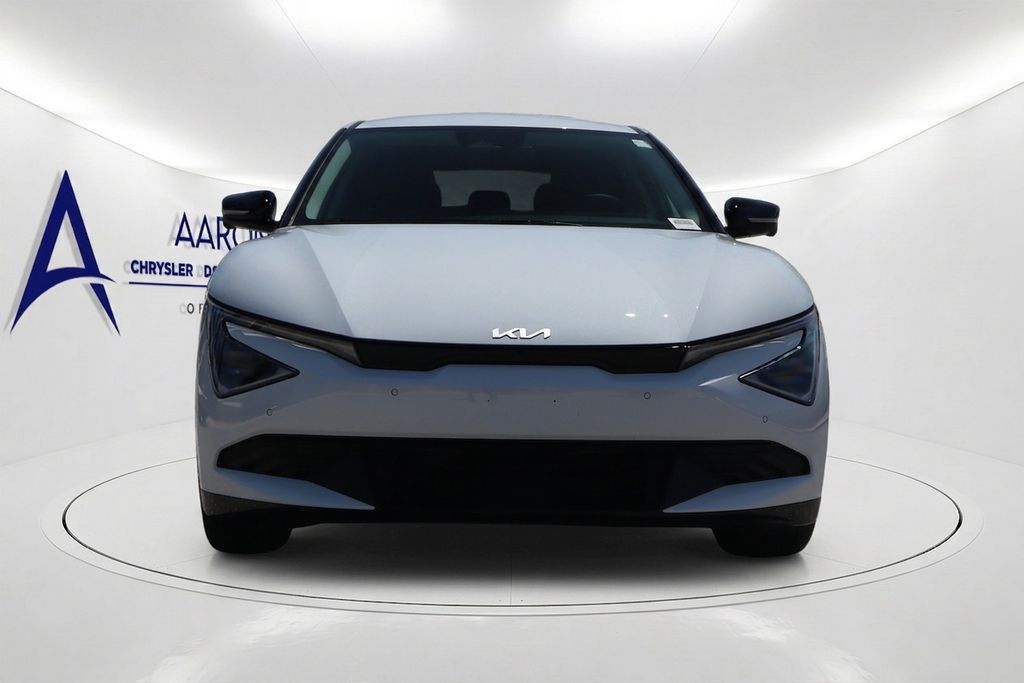 Used 2025 Kia EV6 Wind with VIN 5XYC34JA6SG008524 for sale in Norco, CA