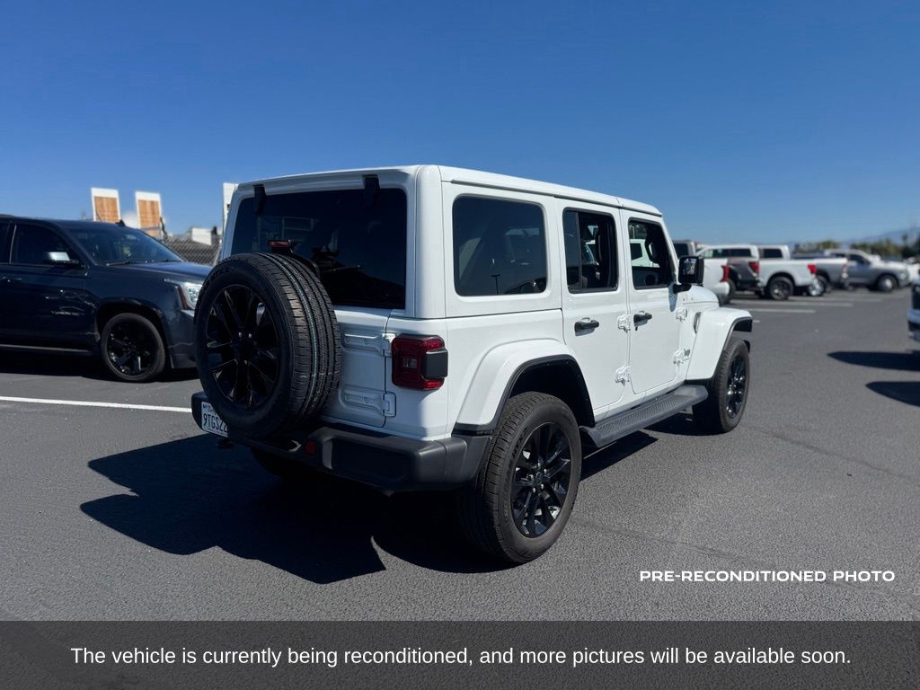 2025 Jeep Wrangler 4xe Sahara photo 6