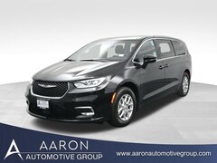 2026 Chrysler Pacifica Select Passenger Van