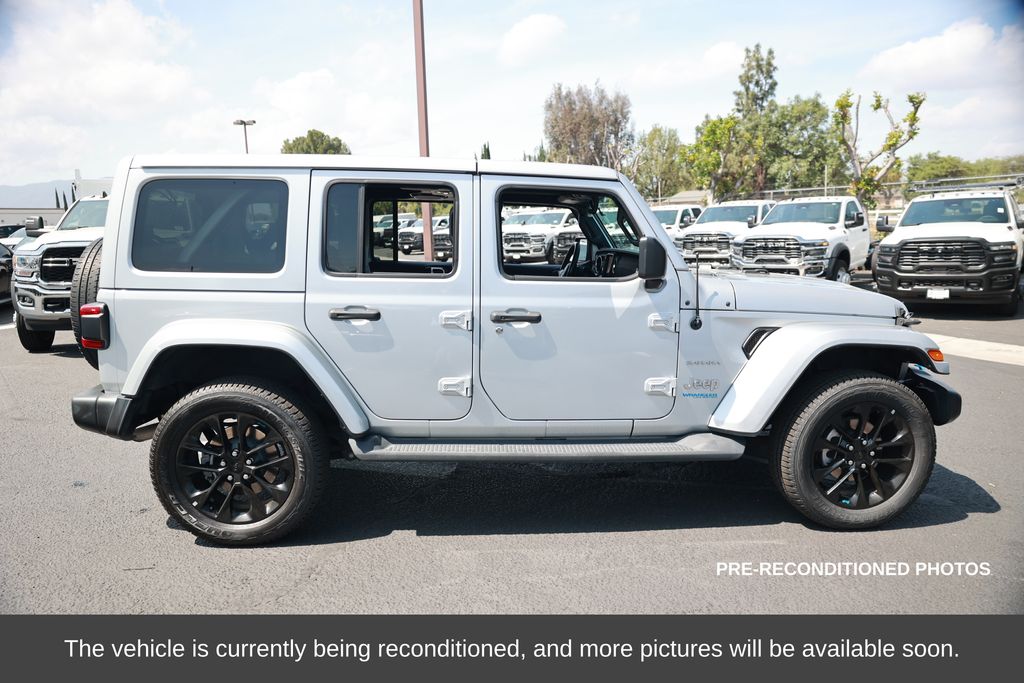 2022 Jeep Wrangler Unlimited 4xe Sahara photo 6