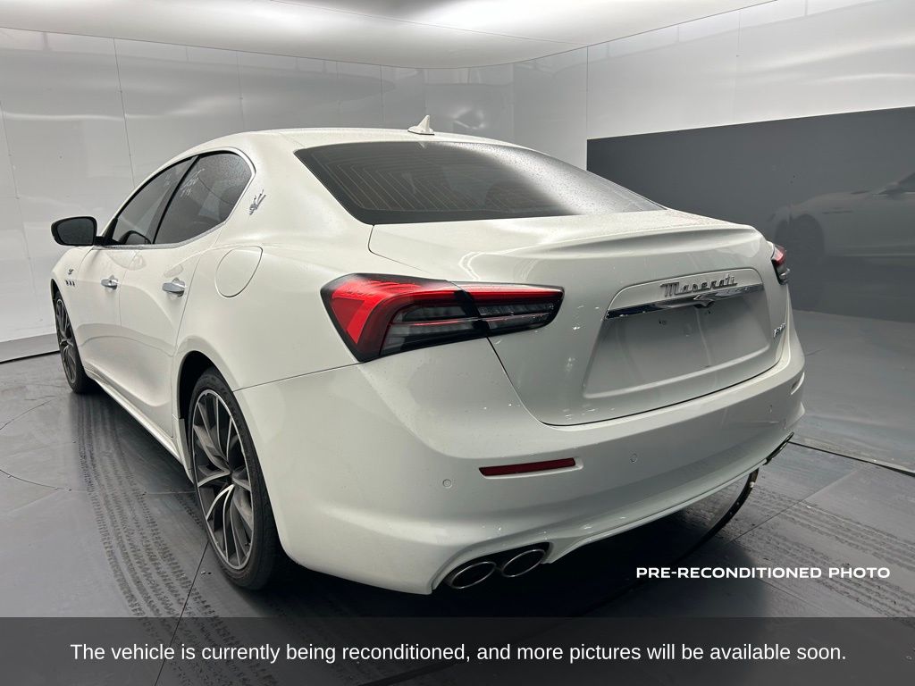 2023 Maserati Ghibli Base GT photo 3