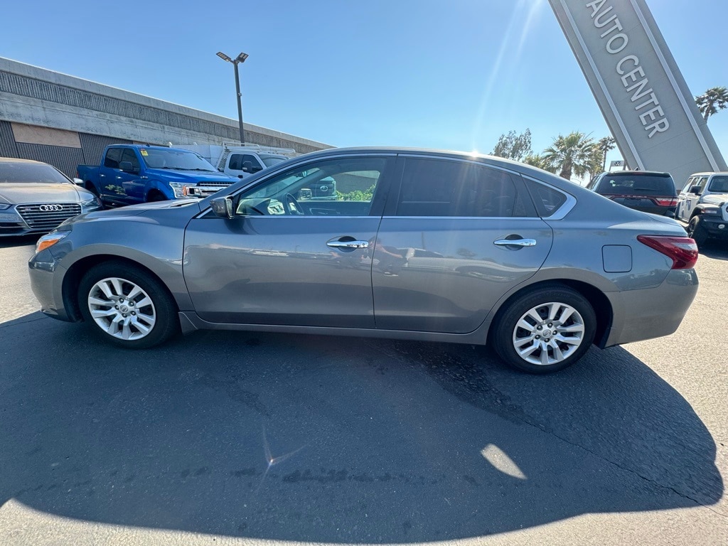 Used 2018 Nissan Altima S with VIN 1N4AL3AP1JC229284 for sale in Norco, CA