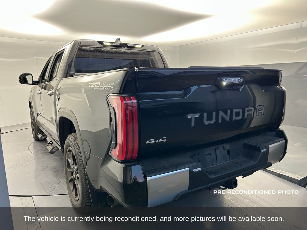 2022 Toyota Tundra Limited CrewMax photo 3