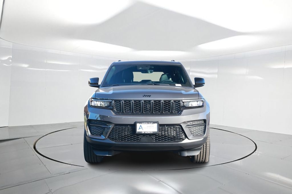 New 2025 Jeep Grand Cherokee Altitude X Sport Utility
