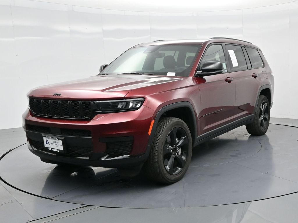 New 2023 Jeep Grand Cherokee L Altitude Sport Utility