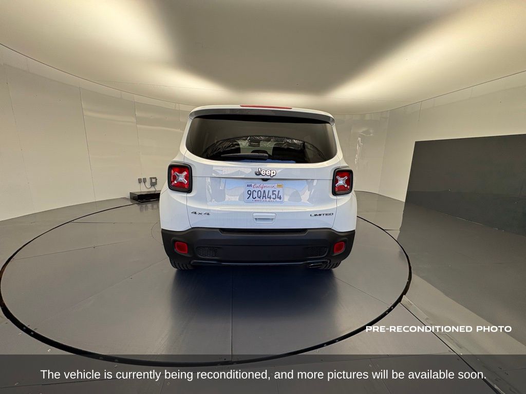 2022 Jeep Renegade Limited photo 4