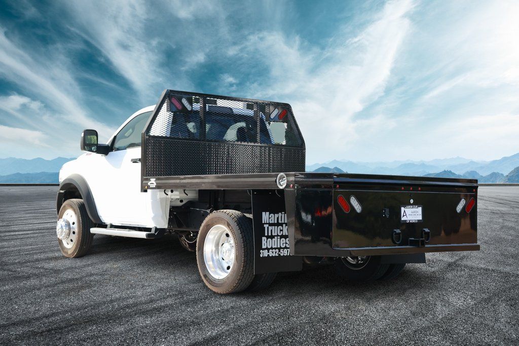 2024 Ram 5500 Tradesman photo 2