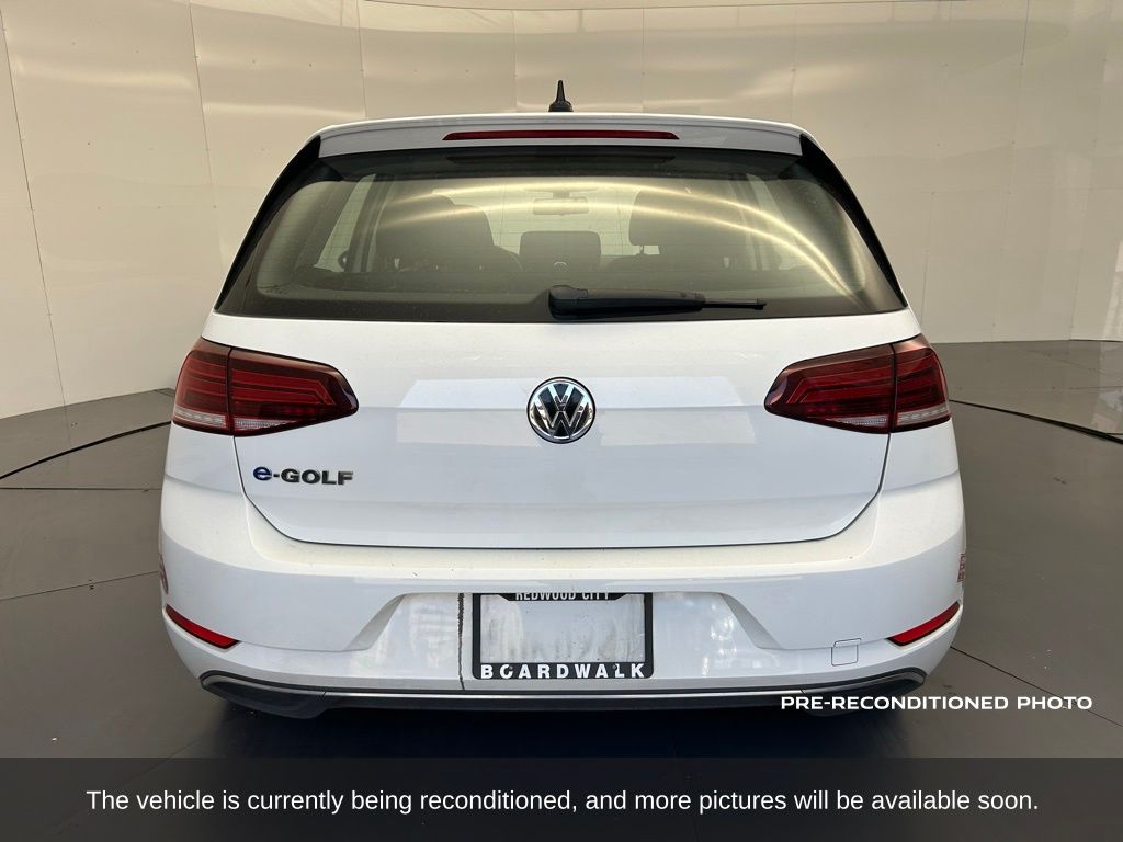 2019 Volkswagen e-Golf SE photo 4