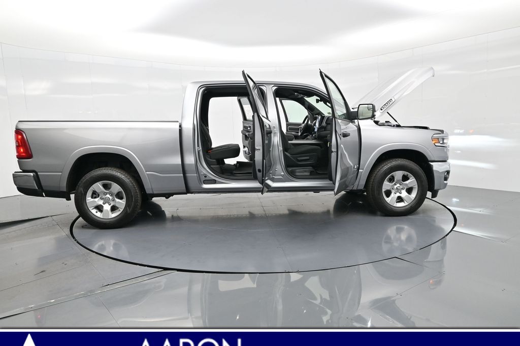 2025 Ram 1500 Big Horn photo 3