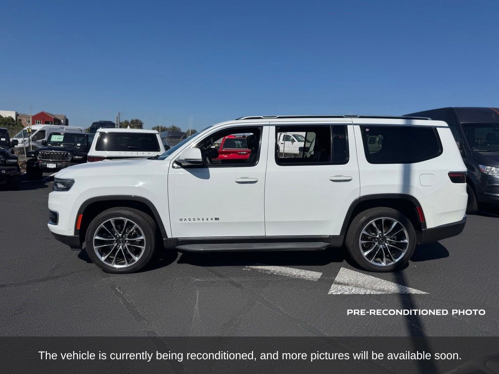 2022 Jeep Wagoneer Series II photo 2