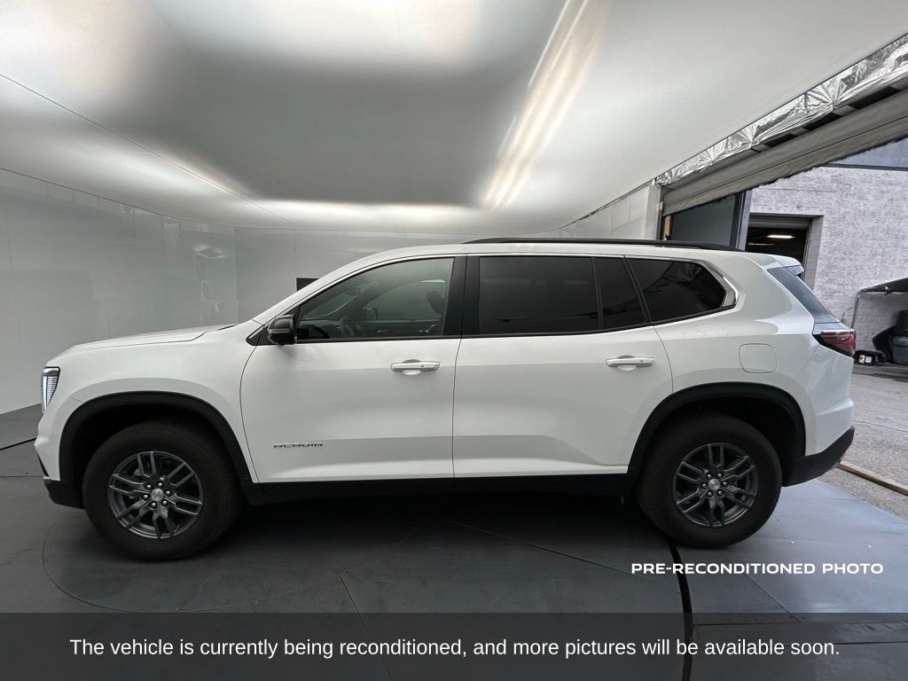 2025 Gmc Acadia Elevation photo 2