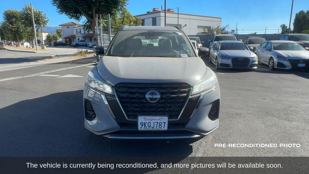 Used 2024 Nissan Kicks SR SUV