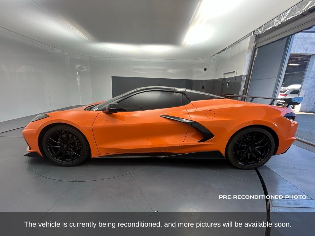 2023 Chevrolet Corvette Stingray 2LT Convertible photo 2